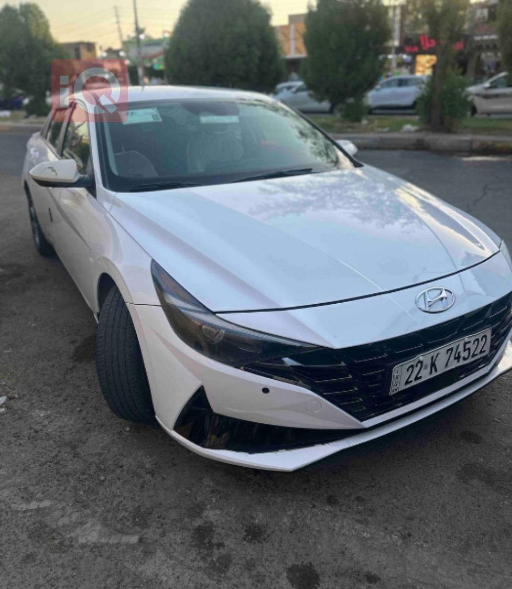 هیوندای ئەلەنترا